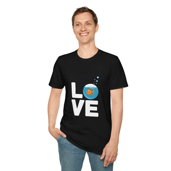 Cute Love Goldfish Shirt | Goldfish Gifts | Goldfish Merchandise Unisex T-Shirt