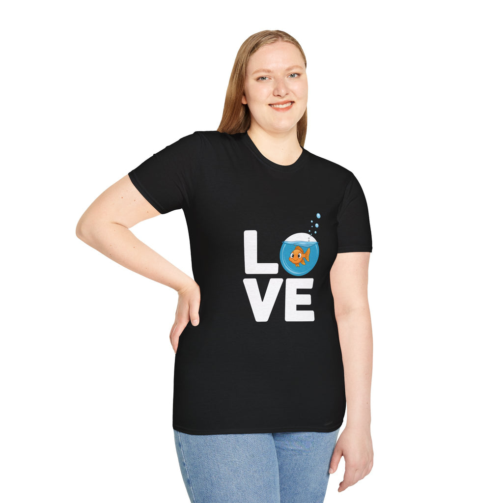 Cute Love Goldfish Shirt | Goldfish Gifts | Goldfish Merchandise Unisex T-Shirt