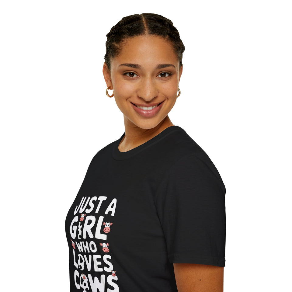 Just A Girl Who Loves Cows Shirt | Cute Cow Lover Gifts | Cows Unisex T-Shirt