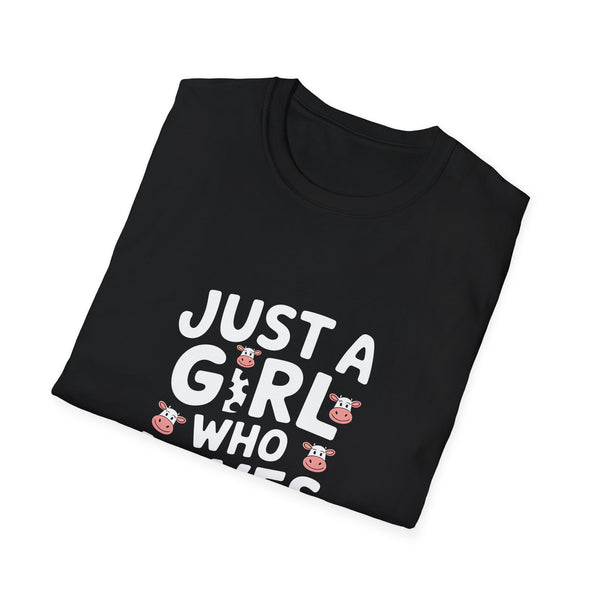 Just A Girl Who Loves Cows Shirt | Cute Cow Lover Gifts | Cows Unisex T-Shirt