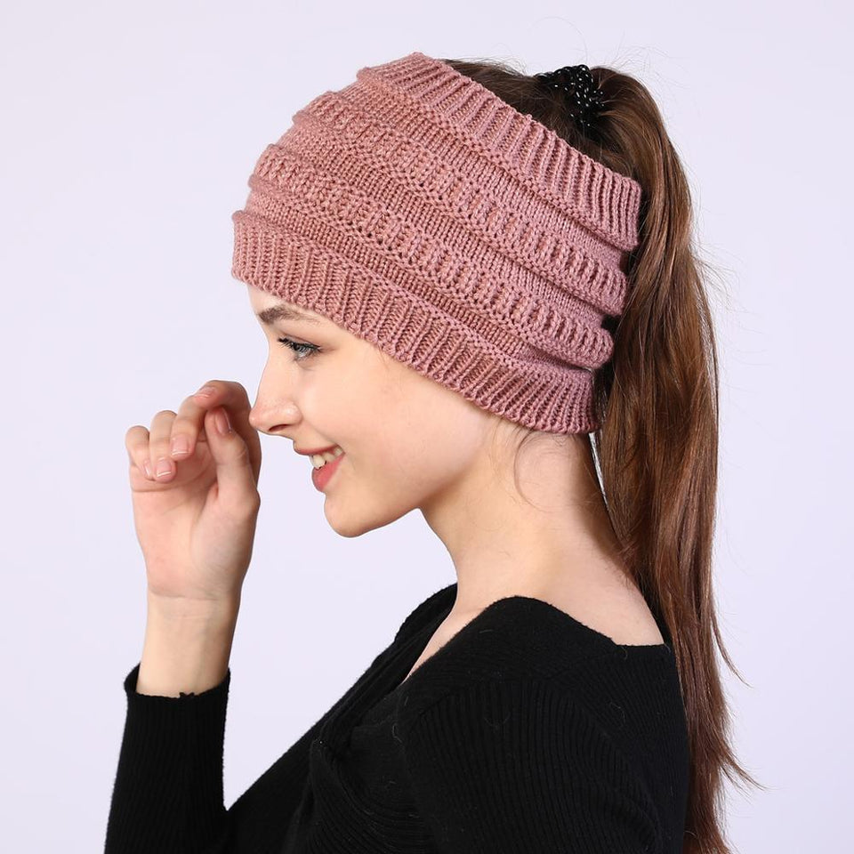 ponytail beanie, cc ponytail beanie, beanie with ponytail hole