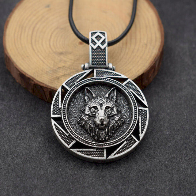 Fenrir Wolf Head Necklace | Norse Mythology Wolf Necklace