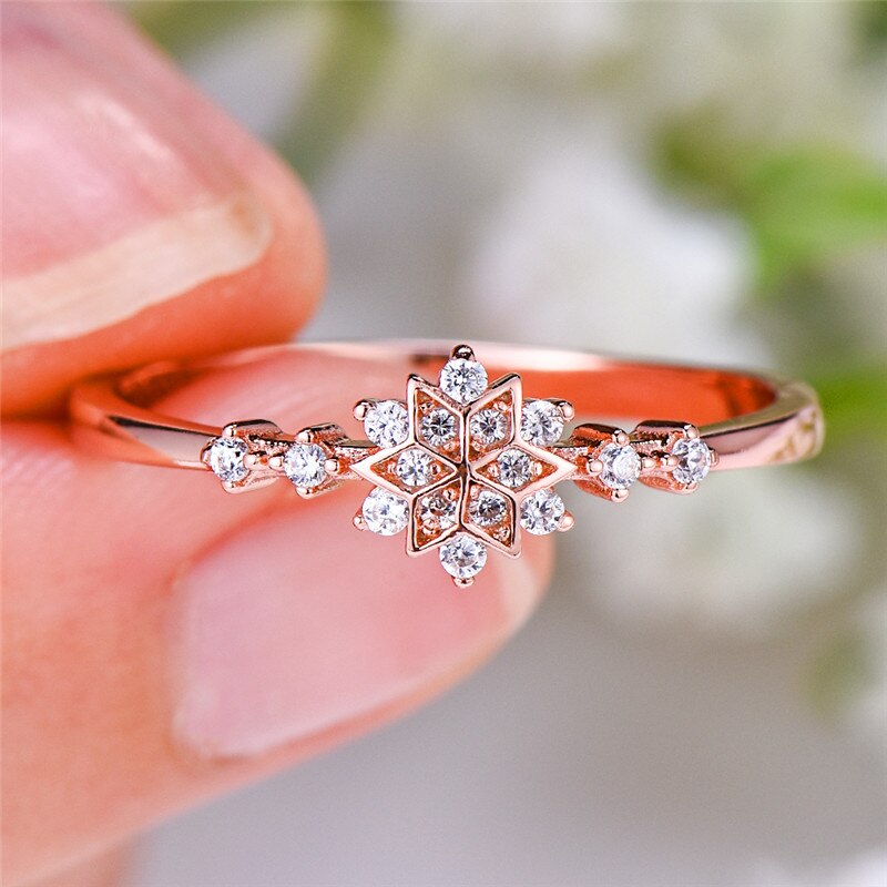 Luxury Snowflake Ring