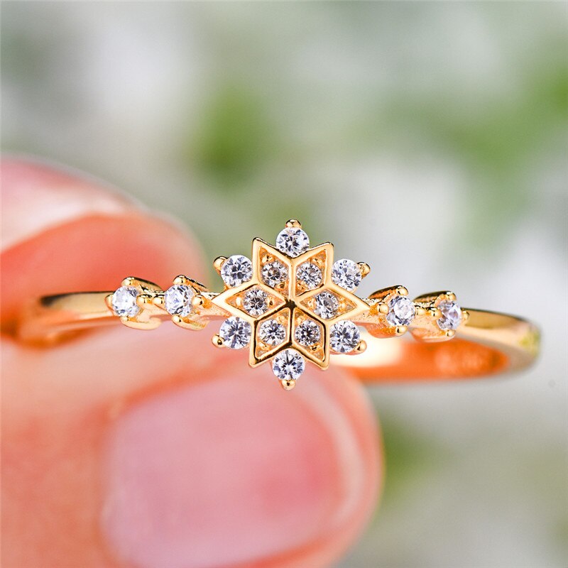 Luxury Snowflake Ring