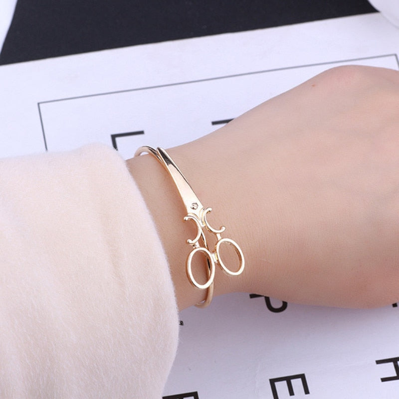 scissor bracelet, scissor pandora charm, shears bracelet Main image