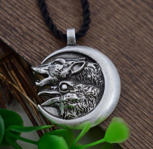 Fenrir Wolf Head Necklace | Norse Mythology Wolf Necklace