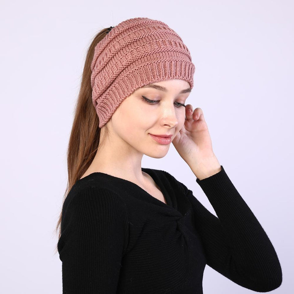 ponytail beanie, cc ponytail beanie, beanie with ponytail hole