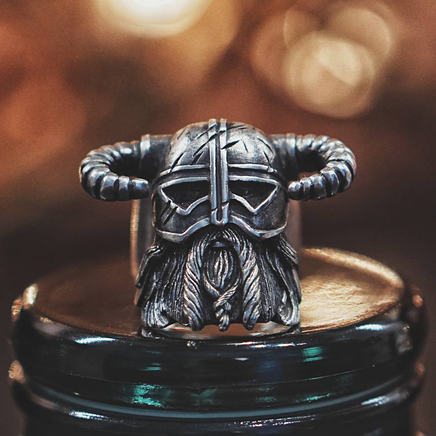 Viking Nordic Style Horn Helmet Ring Main image