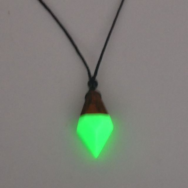 Glowing Arrow Necklace