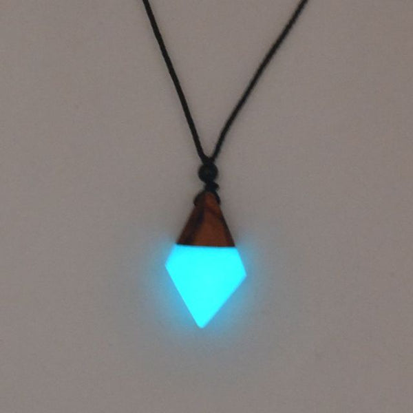Glowing Arrow Necklace