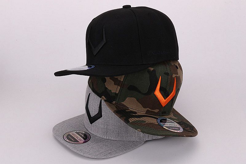 High Quality 3D Pierced Embroidery Snapback Cap