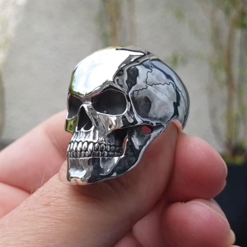 Shiny Skull Ring