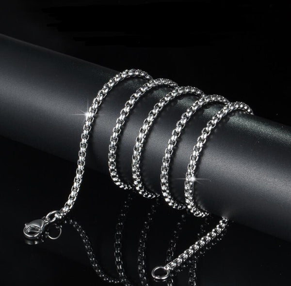 Domineering Hand Eye Necklace