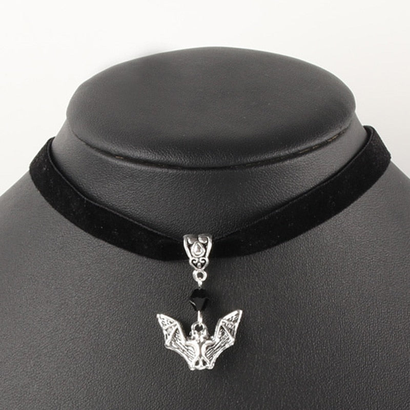 Gothic Vampire Bat Choker Necklace Main image