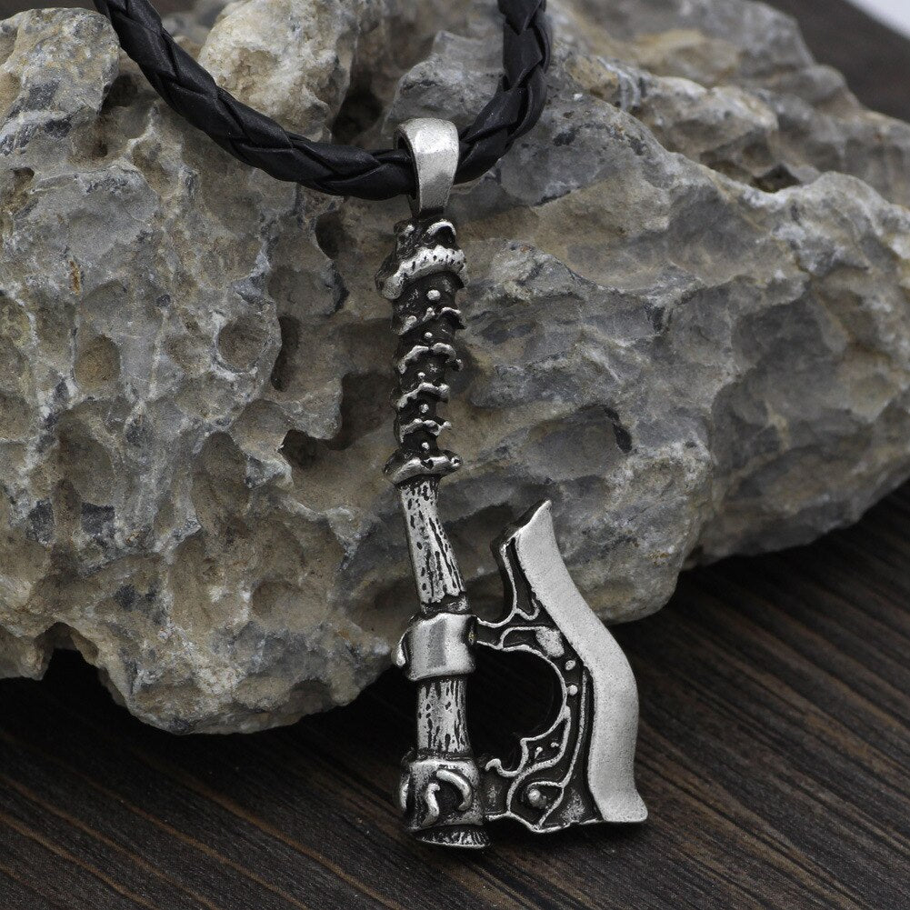 Nordic Viking Axe Necklace Secondary image