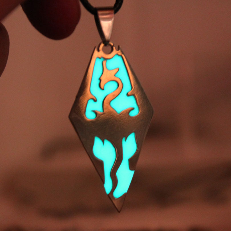 Glowing Dragon Necklace Main image