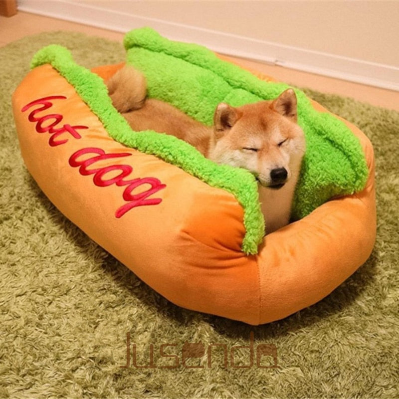 hot dog bed, hot dog dog bed, hot dog sofa, hot dog pet bed, hot dog bun dog bed