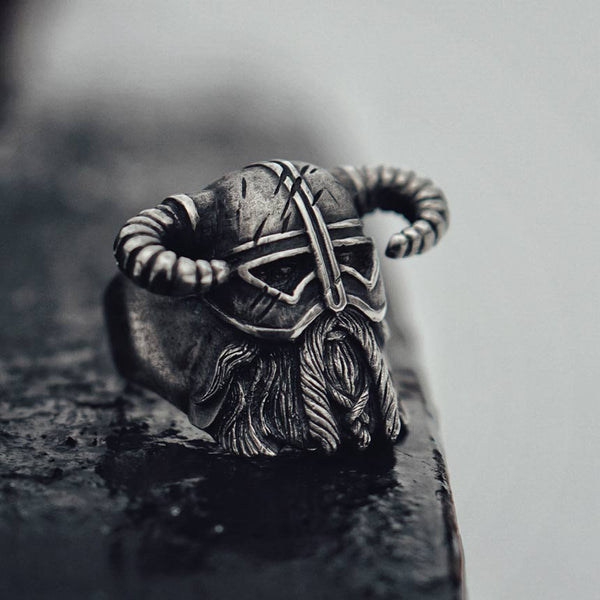 Viking Nordic Style Horn Helmet Ring