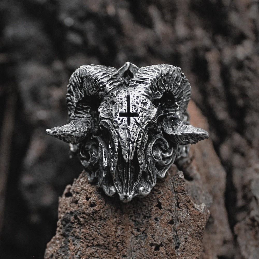 satanic rings Main image