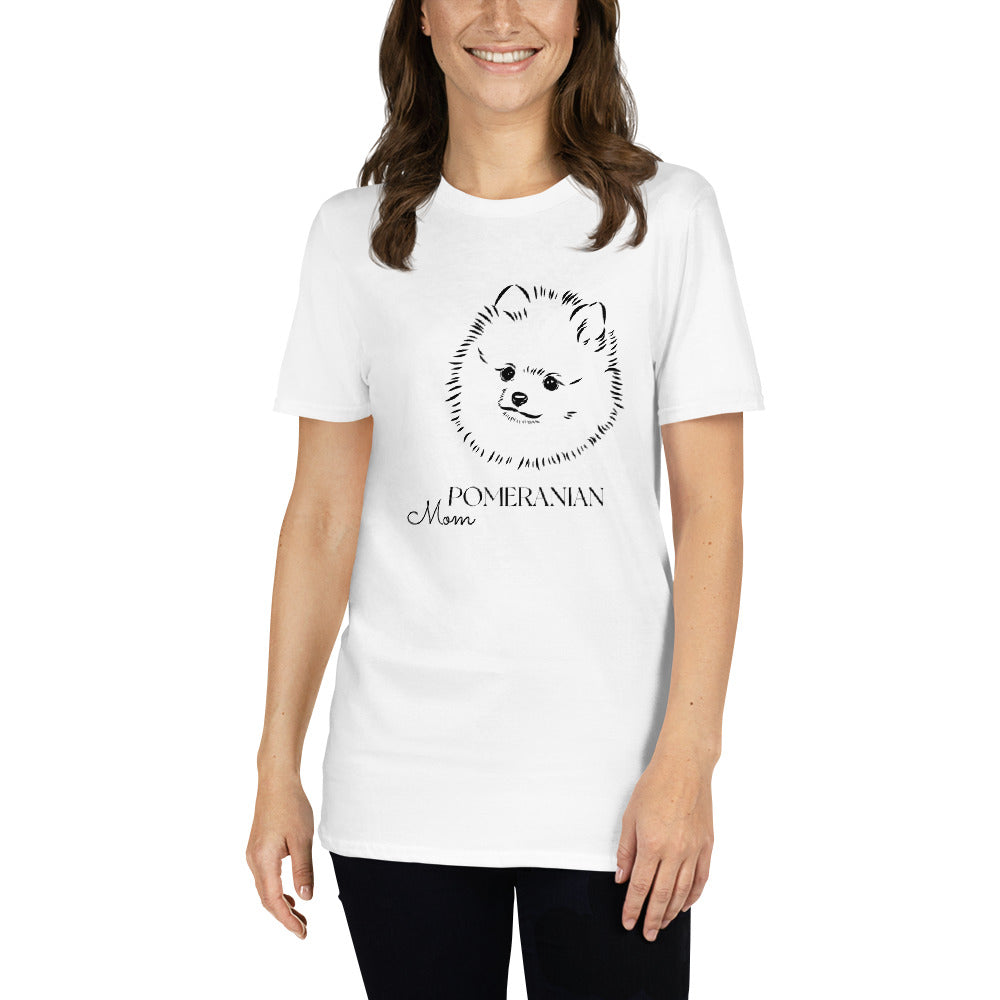 Pomeranian Mom Shirt | Pomeranian Gifts | Pomeranian Unisex T-Shirt